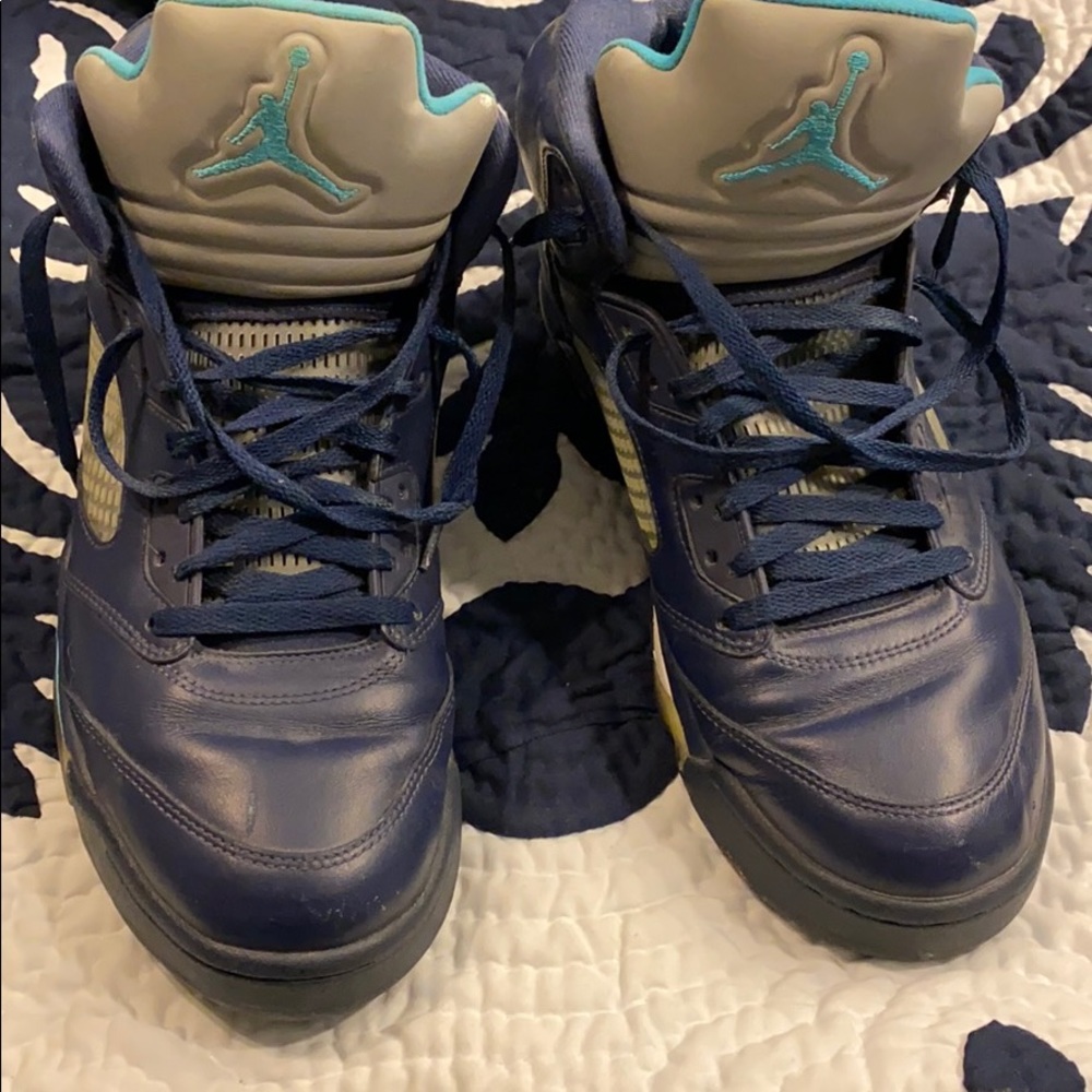 Retro Jordan 5 size 12